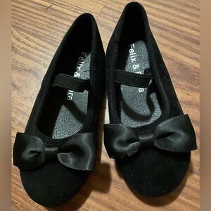 Felix & Flora black velour Mary Jane dress shoes with a satin bow
